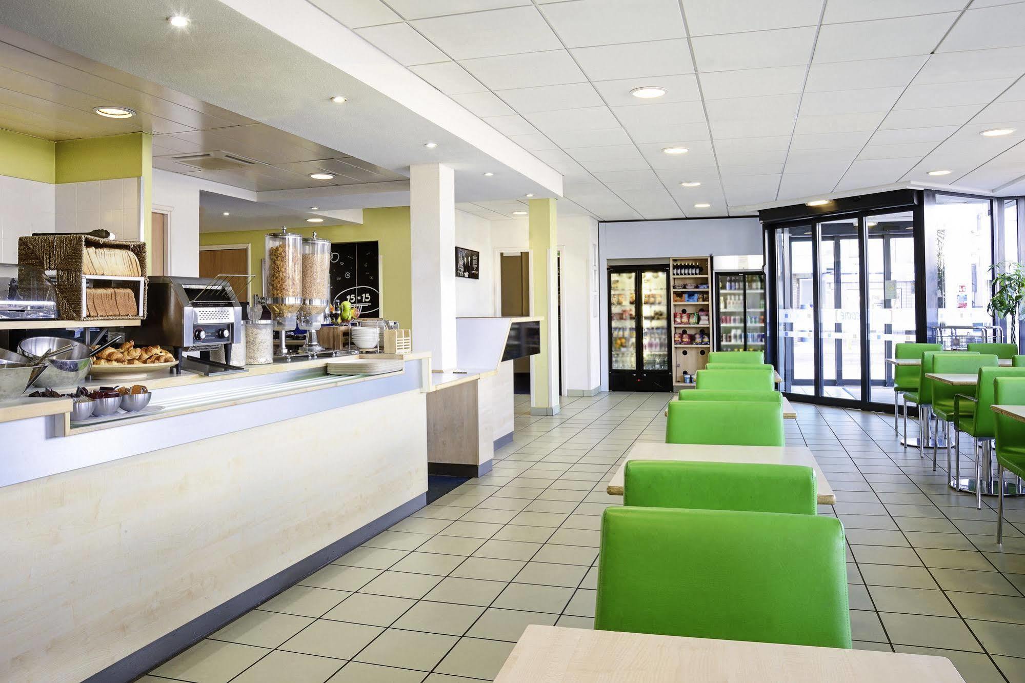 Ibis Budget Portsmouth Eksteriør billede